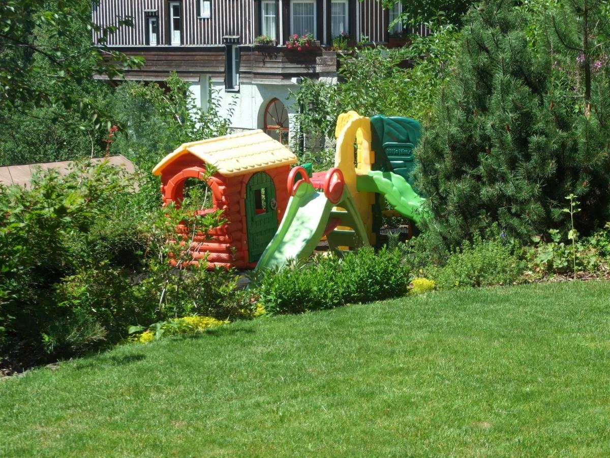 Happy House Apartments & Sauna Špindlerŭv Mlýn Luaran gambar